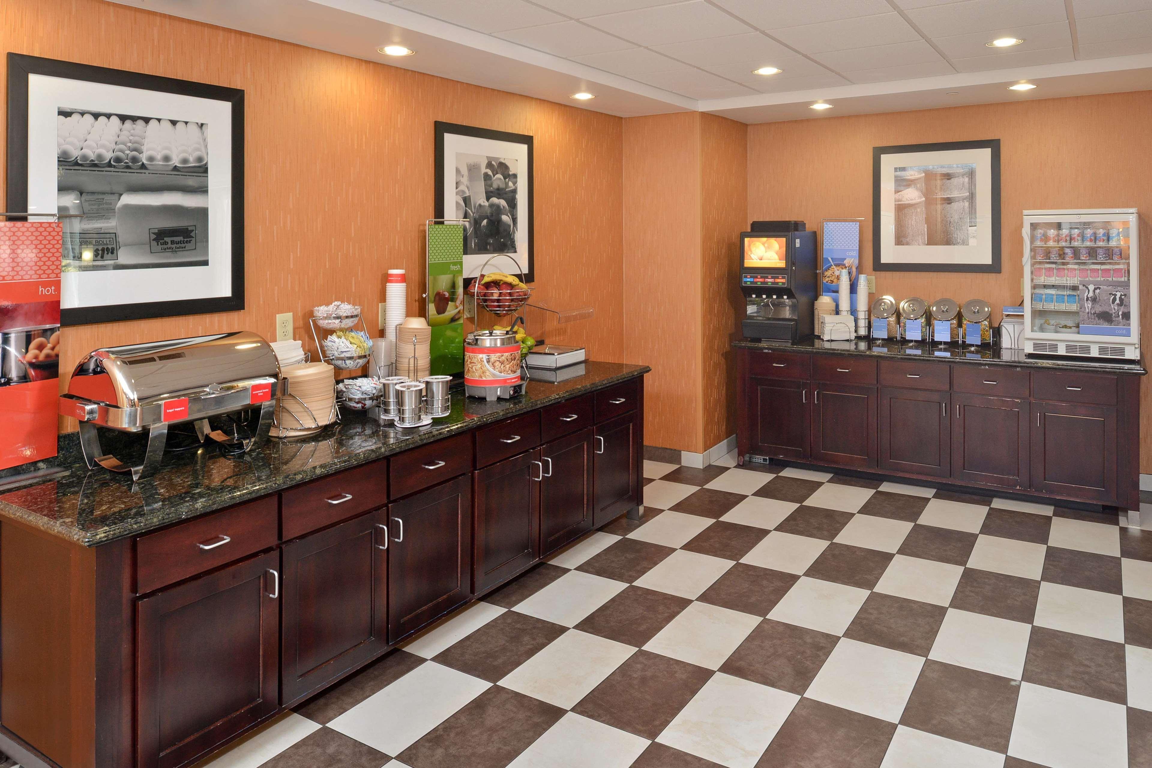 Hampton Inn Muscatine Exteriér fotografie