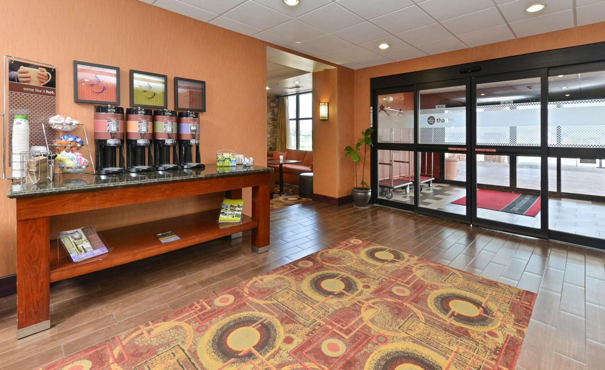Hampton Inn Muscatine Exteriér fotografie
